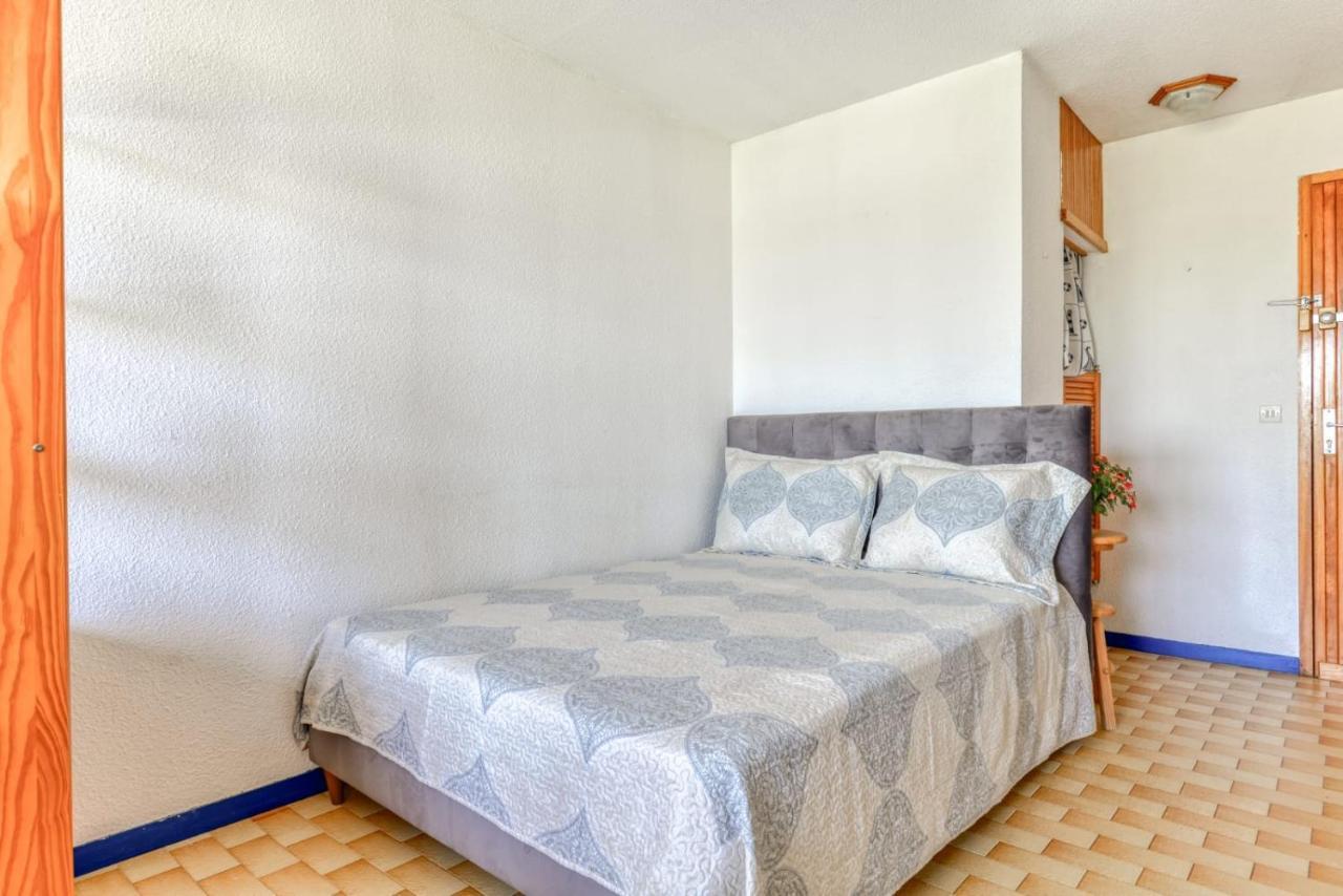 Viktoria Apartment *